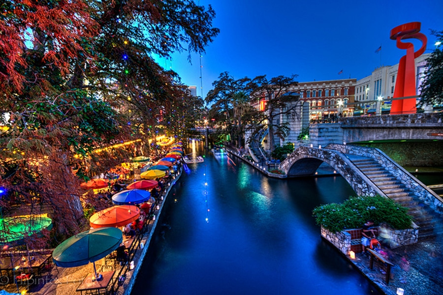 San Antonio Riverwalk Information and Resources.